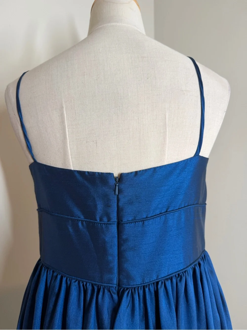 WTOO by Watters & Watters -SZ 10- Blue Formal Fit & Flare Dress